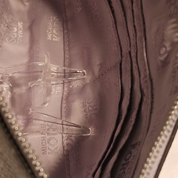 Michael Kors Saffiano  Leather Clutch/ Wristlet - Picture 4 of 8